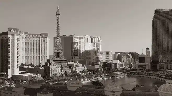 Die erstaunliche Abwesenheit von Uhren in Las Vegas Casinos: Ein psychologischer Trick?