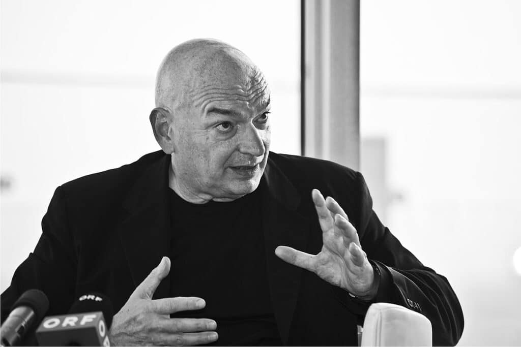Die Architektur vonJean Nouvelund das digitale Labyrinth der SRF-Kommentarfunktion: Ein umfassender Überblick