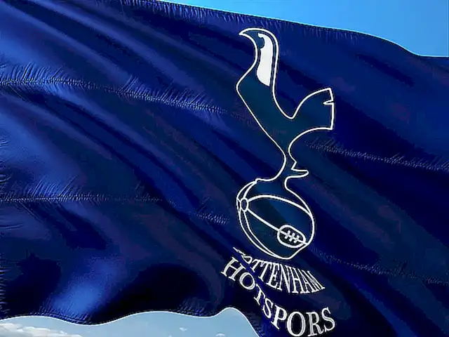 Rebecca Welchs bahnbrechendes Debüt in der Premier League